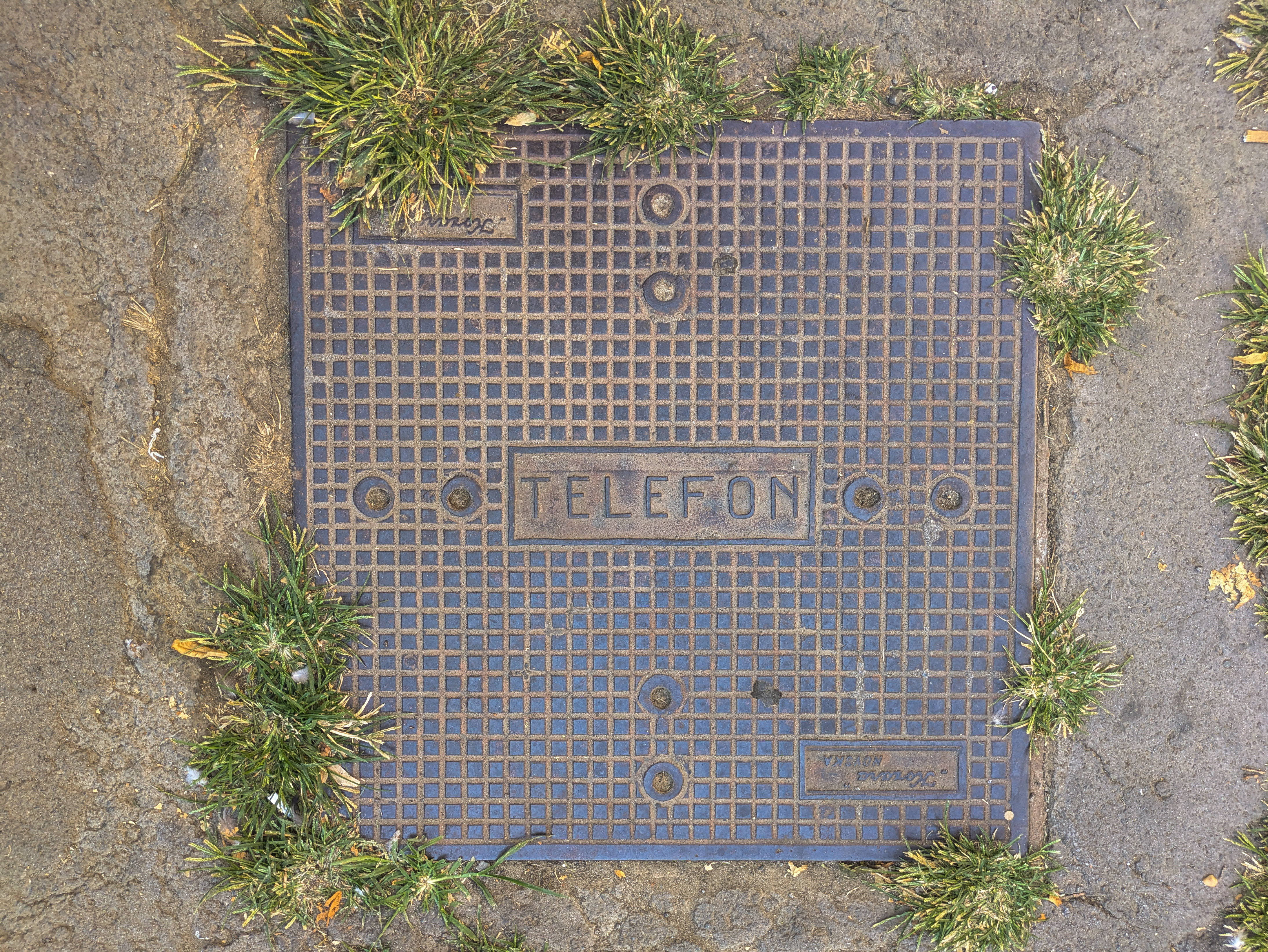 Telefon (Kozara)