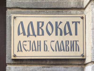 Advokat Slavić